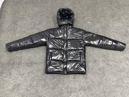 VOY TREND™ Men’s Glossy Black Hooded Puffer Jacket – Premium Winter Wear